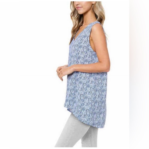 Fever Ladies Sleeveless Top - Picture 2 of 6